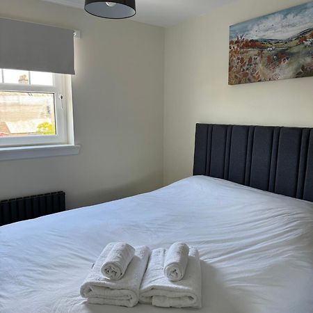 Modern 3 Bedroom Apartment In Markinch, Fife מראה חיצוני תמונה
