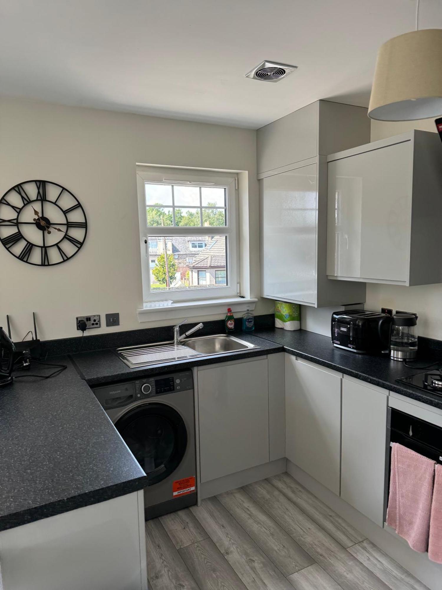 Modern 3 Bedroom Apartment In Markinch, Fife מראה חיצוני תמונה
